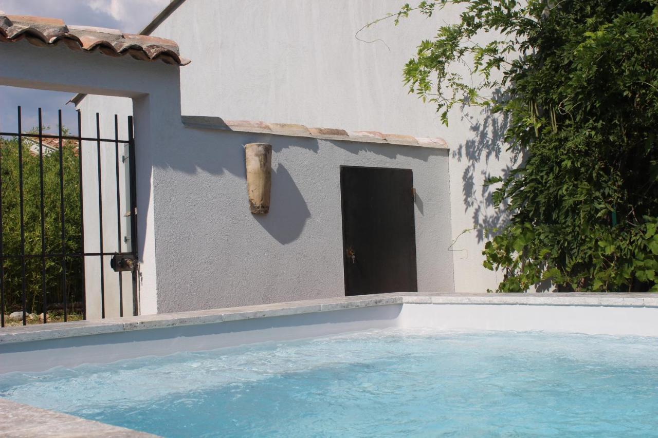 فيلا Chez Elles En Provence نا لي بين المظهر الخارجي الصورة